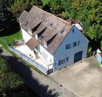 Pension mit drei Pensionszimmern und Betreiberwohnung auf herrlichem Gartengrundstück - Gunzenhausen