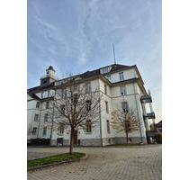 Untermiete (Jan-Aug): (Voll)möblierte 2-Zimmer-Wohnung mit Balkon - Rastatt