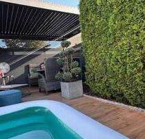 Großzügiger Wohntraum als Haus-im-Haus mit Luxusfeature - Niedereschach