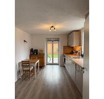 Doppelhaushälfte zu Vermieten - 1.300,00&nbsp;EUR Kaltmiete, ca.&nbsp; 90,00&nbsp;m&sup2; in Waging am See (PLZ: 83329) Fisching