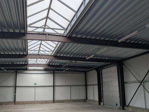 Foto - Hallenstellplätze für Wohnwagen Anhänger frei in Jerstedt