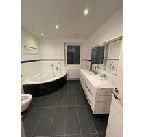 Einfamilienhaus mit Dachterrasse, Garage & Garten – 130 m², 5 Zi. - Lahr (Schwarzwald)