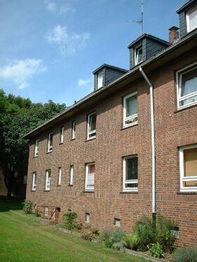 Foto - *** Wir modernisieren für Sie! Charmante EG-Wohnung mit Duschbad! ***