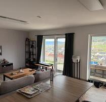 Sonnige 2-Zimmerwohnung am Südhang mit EBK - Laudenbach