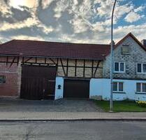 Einfamilienhaus Renovierungsbed. mit Nebengebäude und Garage - Sonnenstein