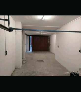 Foto - Große Garage, nahe dem Stadtzentrum, in Eschwege, zu vermieten