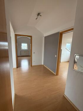 Foto - Helle 2,5 Zimmer-Dachgeschosswohnung mit Panoramablick