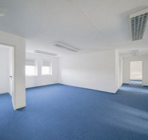 Büro-Praxisfläche mit Option für Serviced Apartment in Ratingen-West