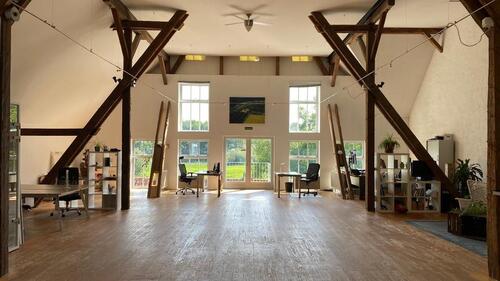 Foto - CoWorking CoCreation Raum für Kunst & Kurse Arbeitsplatz Büro