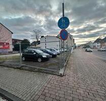 Gewerbegrundstück für Autohandel in Maintal zu vermieten