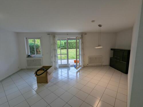 Foto - Wohnglück in Bettringen: Moderne 3-Zi-EG-Wohnung mit Privatgarten