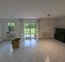 Wohnglück in Bettringen: Moderne 3-Zi-EG-Wohnung mit Privatgarten - Schwäbisch Gmünd Bargau