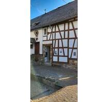 Fachwerkhaus zur Vermietung - 990,00&nbsp;EUR Kaltmiete, ca.&nbsp; 90,00&nbsp;m&sup2; in Singhofen (PLZ: 56379)