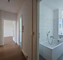 Moderne Vierraumwohnung zum TOP-Mietpreis! - Sangerhausen