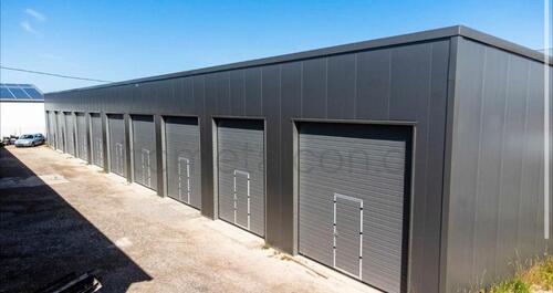 Foto - Großraum und PKW Garagen-Anlage