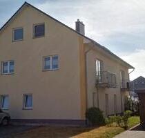 Schöne 4-Zimmer-Maisonettewohnung mit Balkon in Rostock-Lichtenhagen