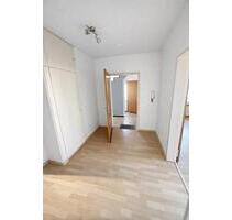 Renovierte 2 - 3 ZKB Wohnung (86 m²) mit Terrasse & Garten - Spiesen-Elversberg