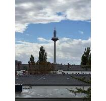 Sofort bezugsbereit - Schönes 2,5 Zi Penthouse im Herzen von FFM - Frankfurt am Main Mitte-Nord