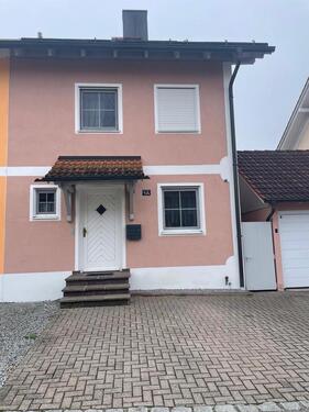 Foto - eine Doppelhaushälfte - 575.000,00 EUR Kaufpreis, ca.  137,00 m²