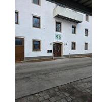 Wunderschöne große zwei Zimmer Wohnung zu vermieten - Deggendorf