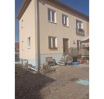 Reihenendehaus zur Miete! - 1.000,00&nbsp;EUR Kaltmiete, ca.&nbsp; 98,00&nbsp;m&sup2; in Neustrelitz (PLZ: 17235)