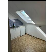 2 Zimmer nöhe FH - 350,00 EUR Kaltmiete, in Hof (PLZ: 95028) Altstadt