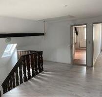 Kuschelige Dachgeschosswohnung - 980,00 EUR Kaltmiete, in Wetzlar (PLZ: 35578)