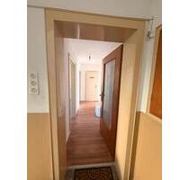 2 Zimmer Mietwohnung in Lage - 650,00&nbsp;EUR Kaltmiete, ca.&nbsp; 50,00&nbsp;m&sup2; in Lage (PLZ: 32791)