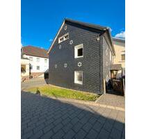 Haus zu Verkaufen - 260.000,00 EUR Kaufpreis, in Halver (PLZ: 58553)