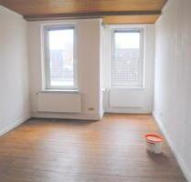 große 2 Zi-Wohnung für Berufstätigen oder Studenten - Kiel Gaarden-Ost