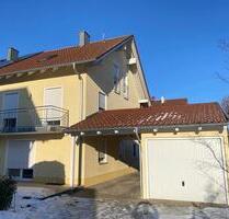 DHH in ruhiger Lage - 1.350,00&nbsp;EUR Kaltmiete, ca.&nbsp; 150,00&nbsp;m&sup2; in Deggendorf (PLZ: 94469)