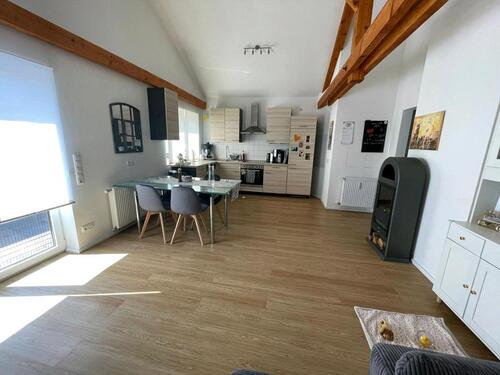 Foto - 3 Zimmer Wohnung DG - 600,00&nbsp;EUR Kaltmiete, ca.&nbsp; 75,00&nbsp;m&sup2;