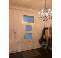 Wunderschöne sanierte Altbauwohnung in 52349 Düren