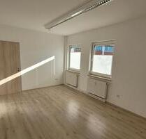 2-Zimmer-Wohnung 64 m² Innenstadt BW - Bad Windsheim 2-Zimmer-Wohnung 64 m² Innenstadt BW - Bad Windsheim