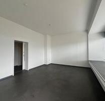 Heller Laden an der Parkallee in Schieder - Schieder-Schwalenberg