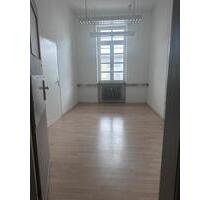 Büro Bahnhof Reutlingen 250€ inklusive Strom&Heizkosten