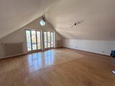 Foto - 1 Zimmer Dachgeschoßwohnung zur Miete in Großolbersdorf