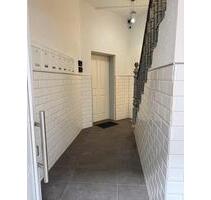 Kernsanierte 2 Zimmer Wohnung zu verkaufen - Bremerhaven