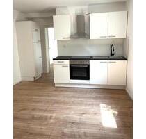 Sehr schöne, helle 2-Zimmer-Souterrain-Wohnung in Frankfurt - Frankfurt am Main Sachsenhausen Sehr schöne, helle 2-Zimmer-Souterrain-Wohnung in Frankfurt - Frankfurt am Main Sachsenhausen