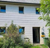 Mehrfamilienhaus Sanierung notwendig - Wunsiedel