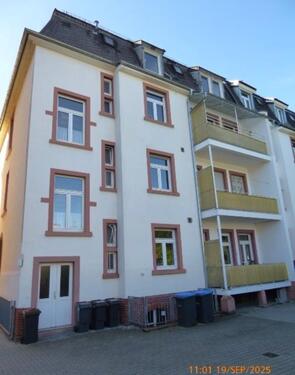 Foto - Gründerzeit-MFH, 4 Whng, 425qm Wohnflä., Bj.1908, 3 Whng leerst.