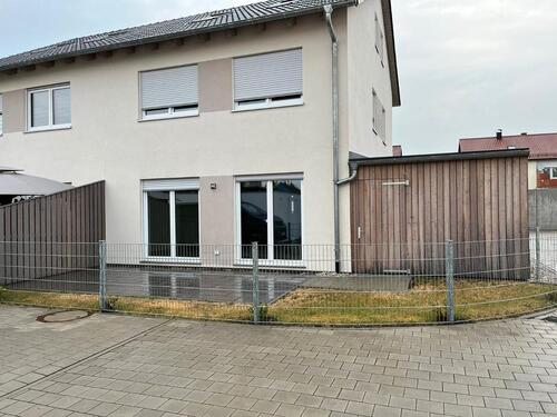 Foto - 5 Zimmer Etagenwohnung in Schwandorf