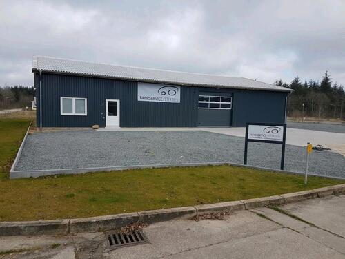 Foto - Gewerbehalle Wallsbüll mit Büro & optionaler Außenfläche