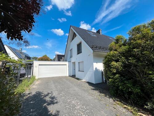 Foto - Einfamilienhaus Bielefeld, Senne, von privat, Zwangsversteigerung