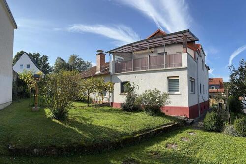 Foto - EFH mit separater 2-Zi.-Wohnung *provisionsfrei*