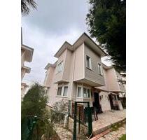 Großzügiges 4+1 Haus in Kartepe Arslanbey zum Verkauf - München Altstadt-Lehel