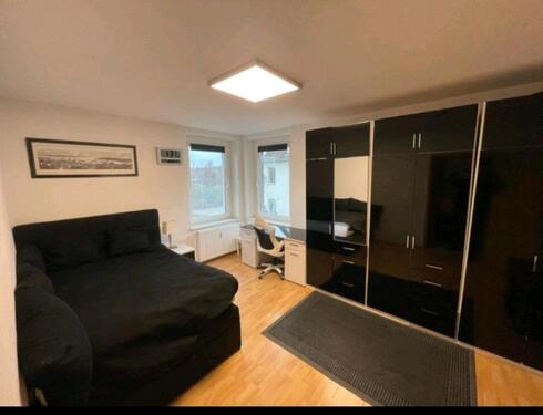 Foto - Schön eingerichtetes Zimmer( für eine Frau)