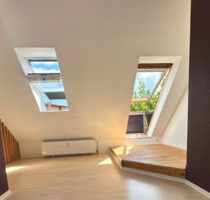 Provisionsfrei: 2 Zimmer Maisonette-Wohnung, Studio u. Tiefgarage - Hamburg Harburg