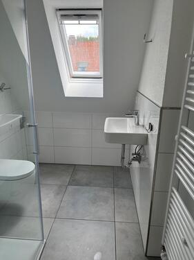 Foto - Renovierte Dachgeschosswohnung mit Klimaanlage, Kaltmiete 650 €