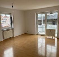 Helle 2-Zimmer-Wohnung mit Balkon im 1. OG, Höchstädt a. d. D. - Höchstädt an der Donau